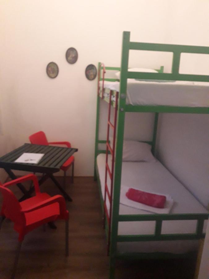 Cosmo Hostel เบลเกรด ภายนอก รูปภาพ