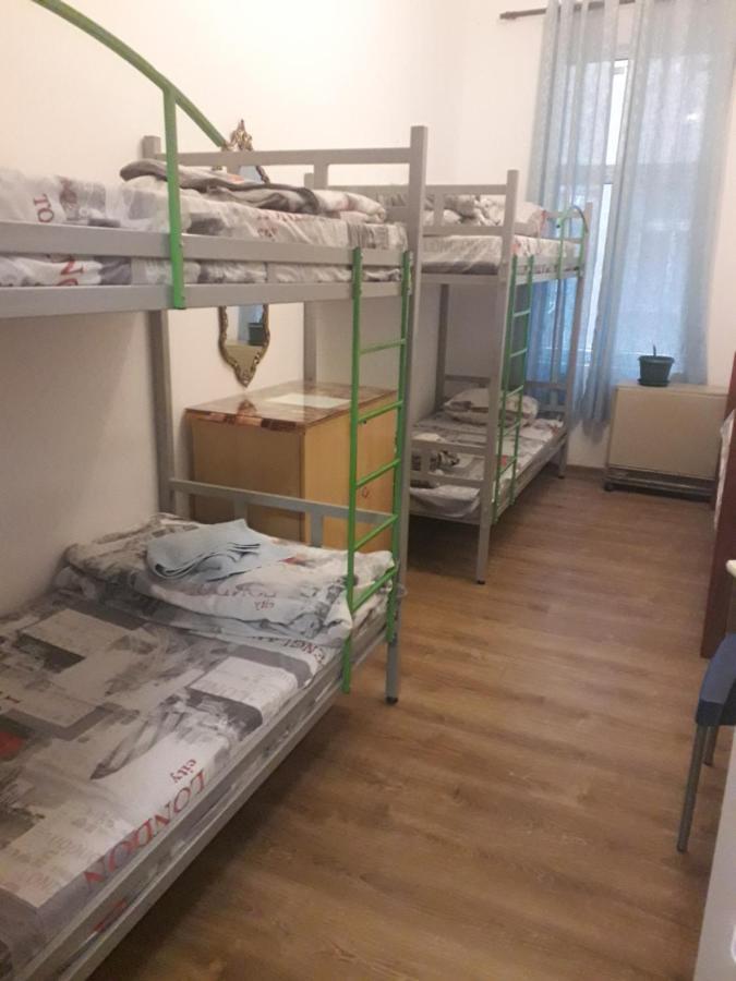 Cosmo Hostel เบลเกรด ภายนอก รูปภาพ